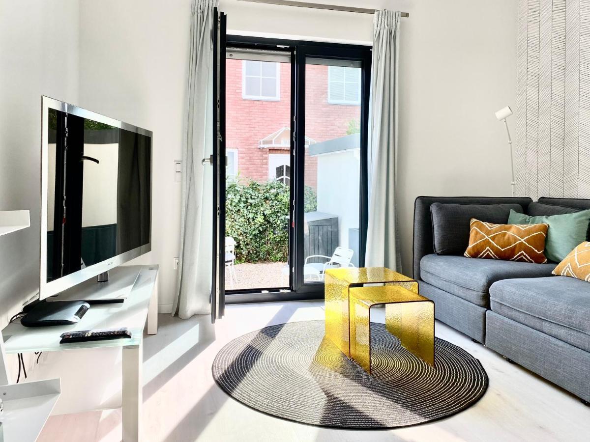 Modernes Apartment, Terrasse Und Garten Am Lilienthalpark Im Südwesten Berlins *