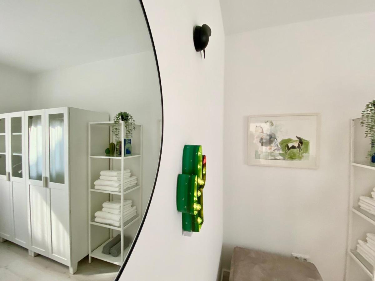 Modernes Apartment, Terrasse Und Garten Am Lilienthalpark Im Südwesten Berlins *