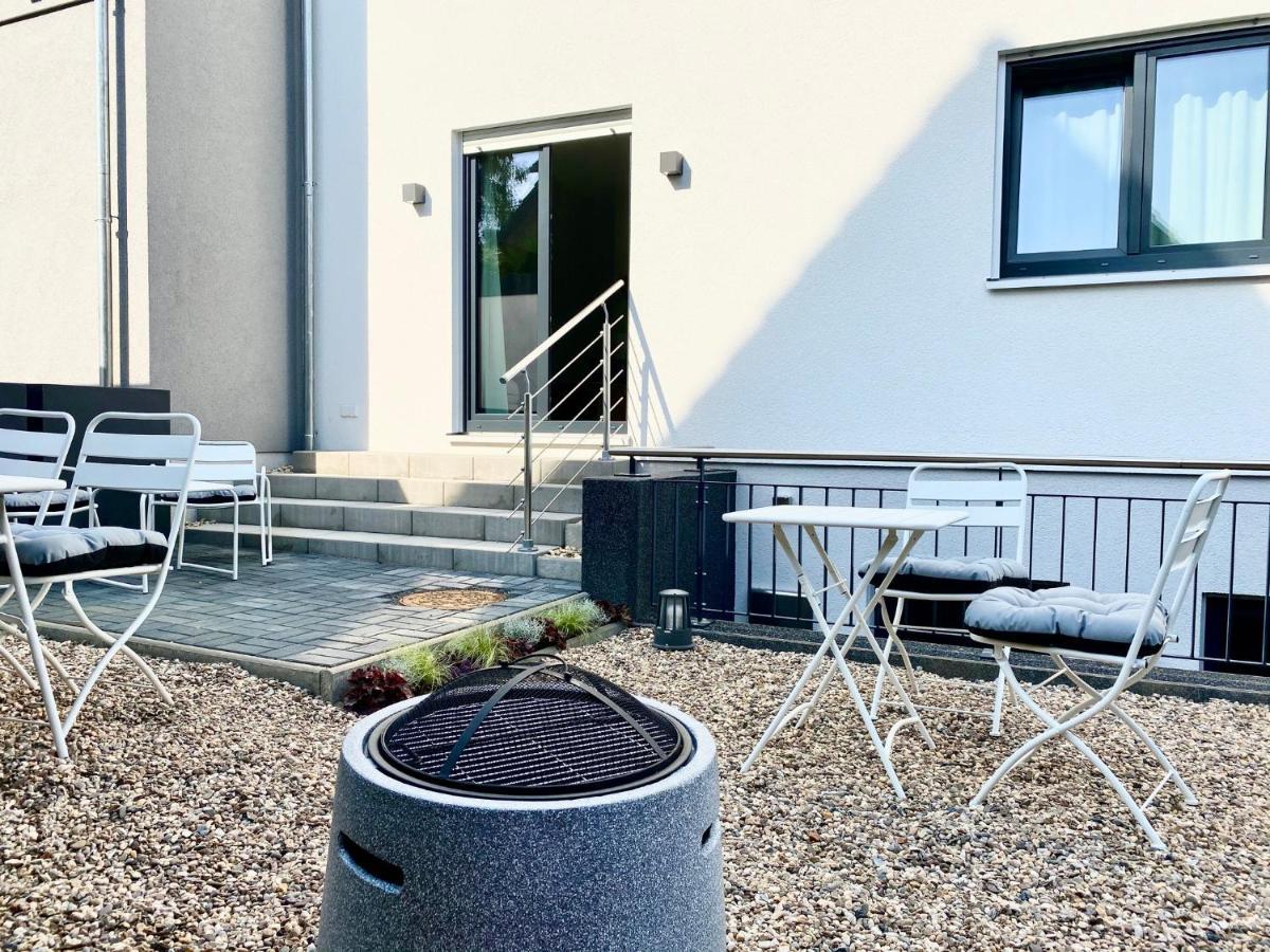 Modernes Apartment, Terrasse Und Garten Am Lilienthalpark Im Südwesten Berlins Apartment Berlin